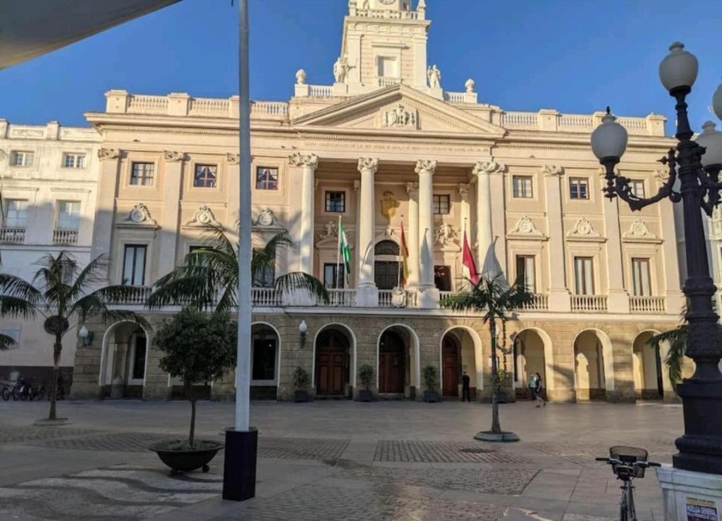 Apartamento Plaza San Juan De Dios Cádiz Exterior foto